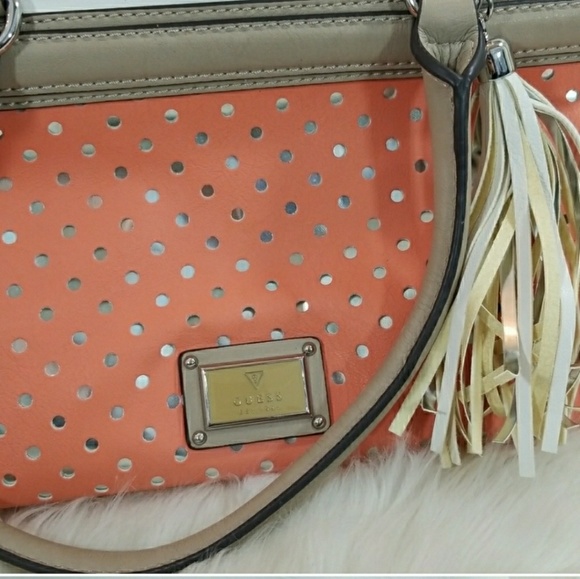 Guess handbag shoulder bag white & coral fringe - Picture 2 of 7